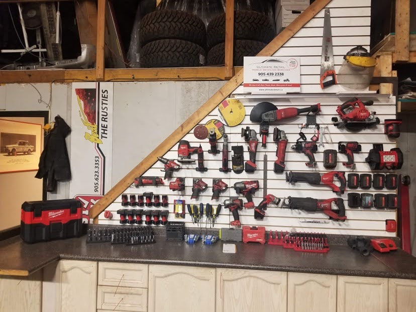 Bench organizers