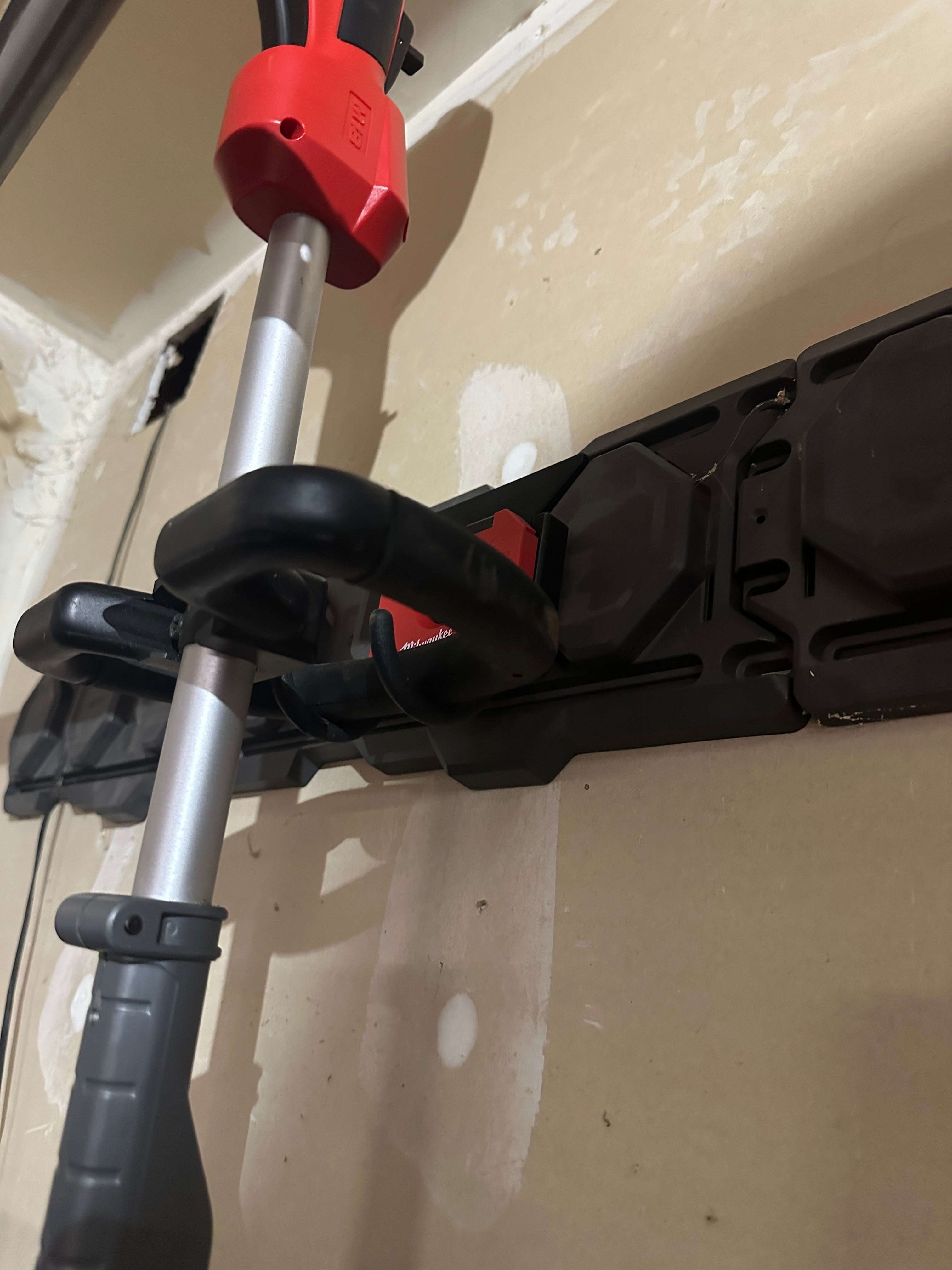 Ryobi Link Milwaukee adapter hanger