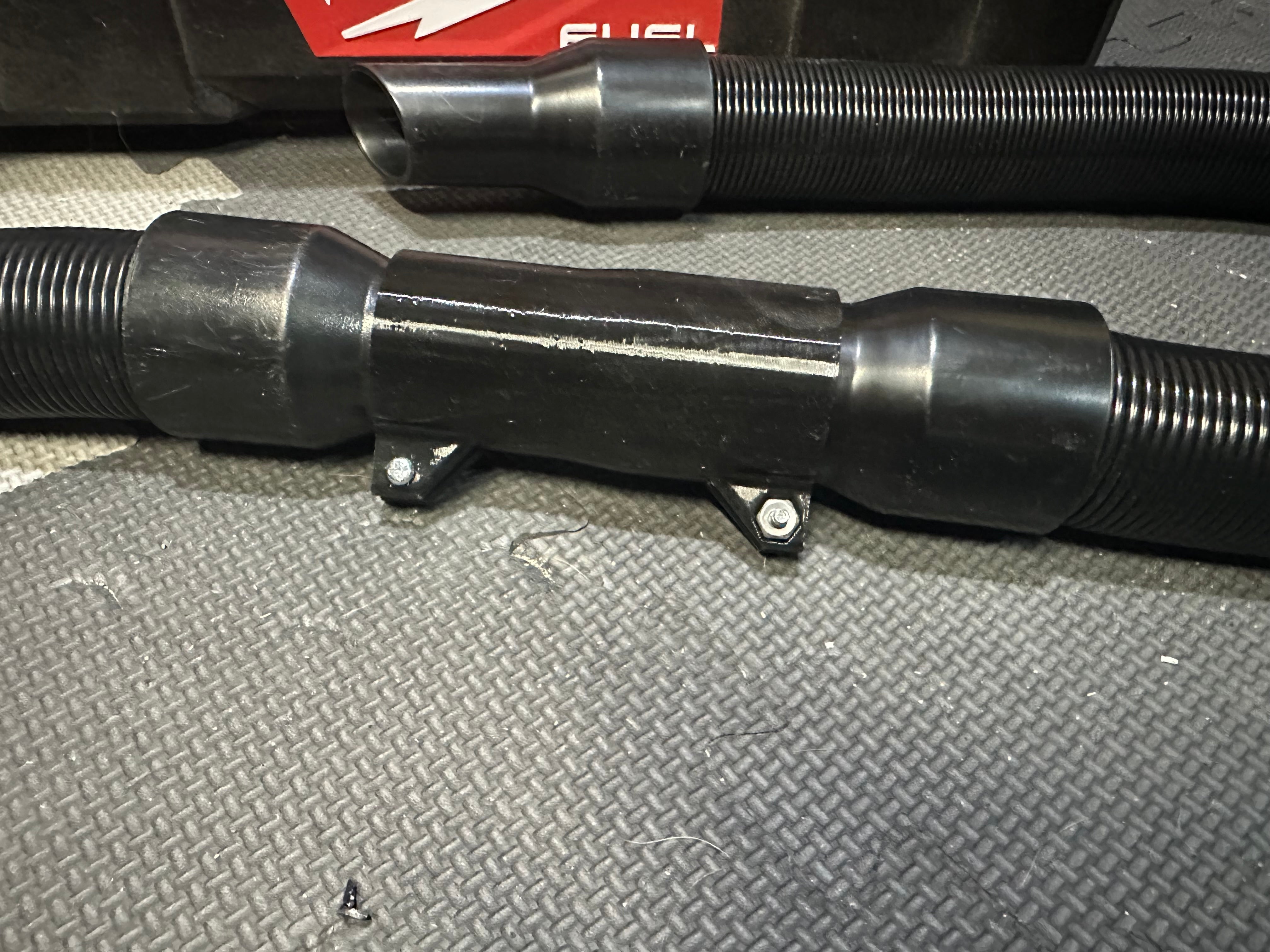 Vacuum Hose Adapter for Milwaukee M18 – Hose Connector Link Coupler – Extend Reach with Dual Hose Setup – Shop Vac Attachment