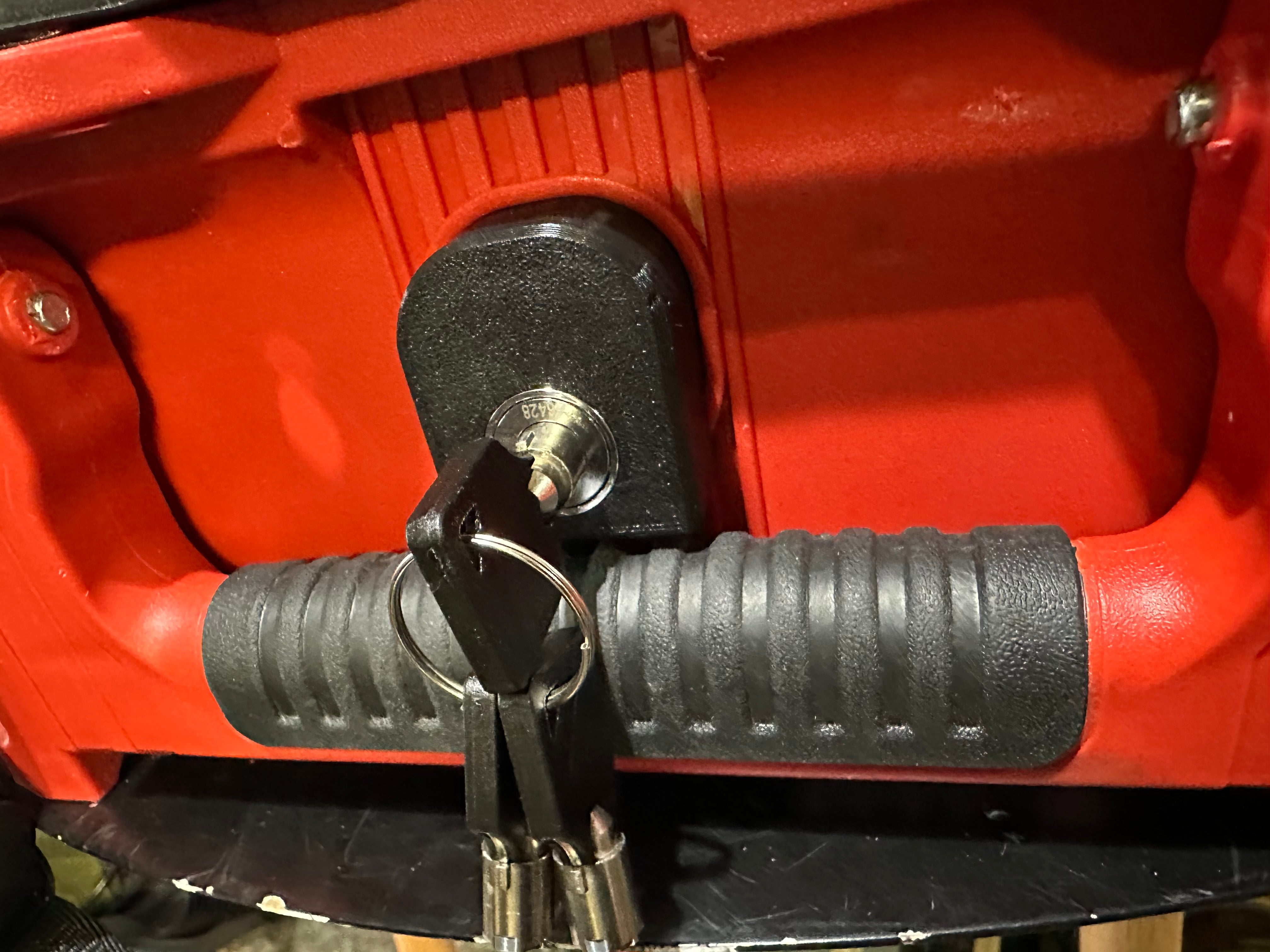 Milwaukee small Packout Stack Lock