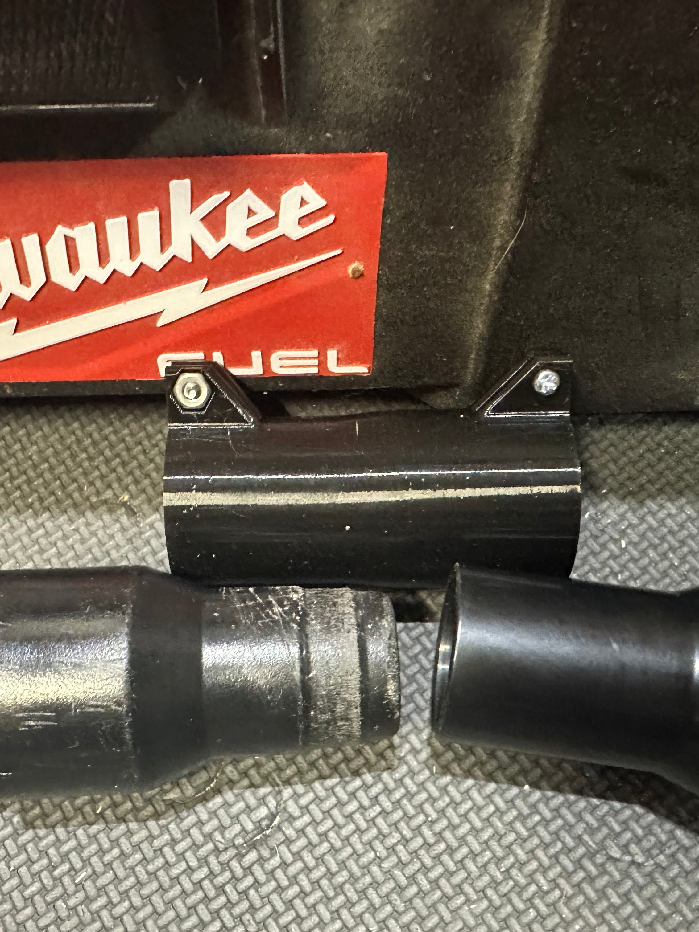 Vacuum Hose Adapter for Milwaukee M18 – Hose Connector Link Coupler – Extend Reach with Dual Hose Setup – Shop Vac Attachment