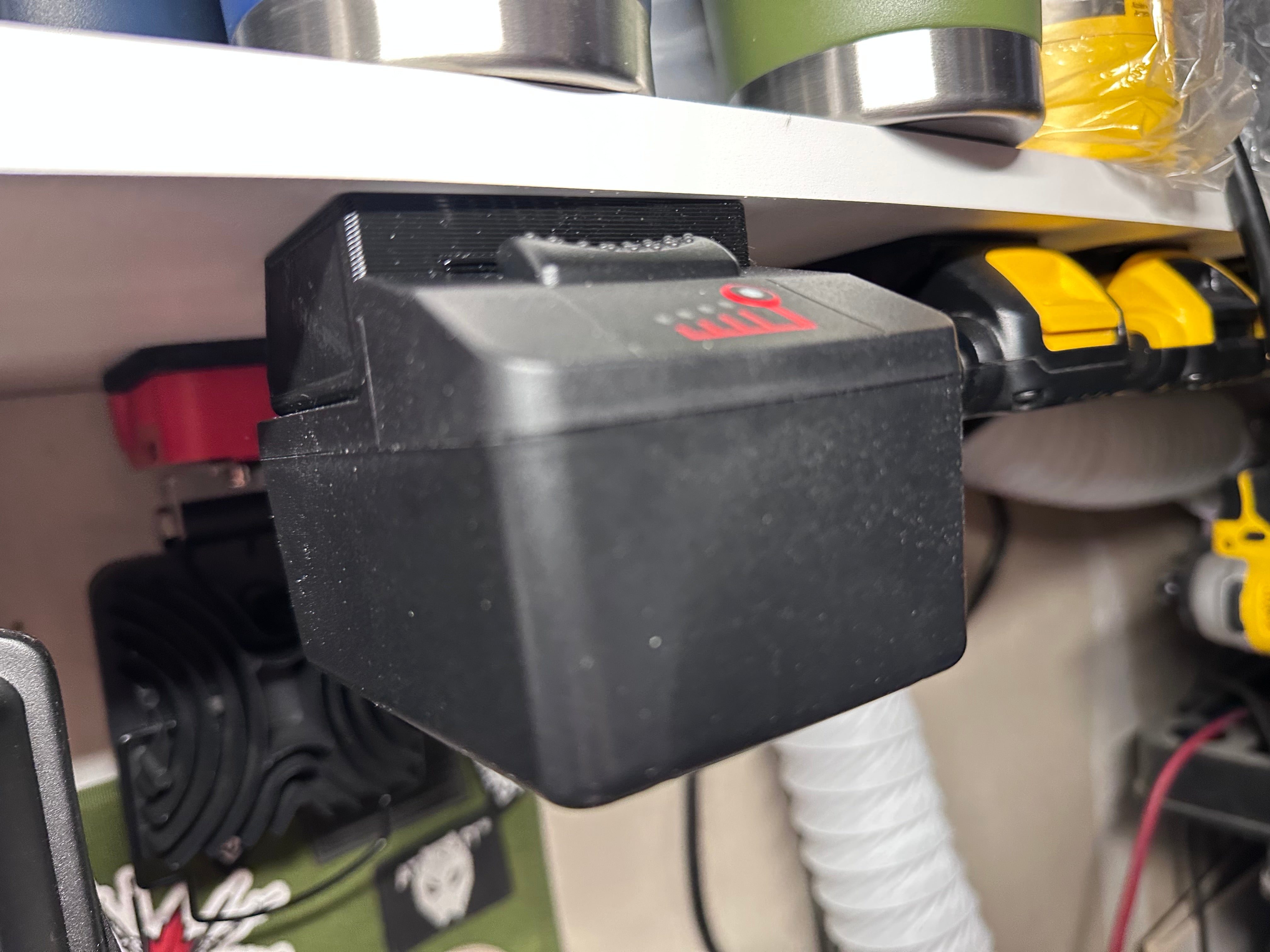 Snap-On 18V MonsterLithium Battery Mount | Locking Wall Holder for Slide-On Battery | Shop Organizer Dock