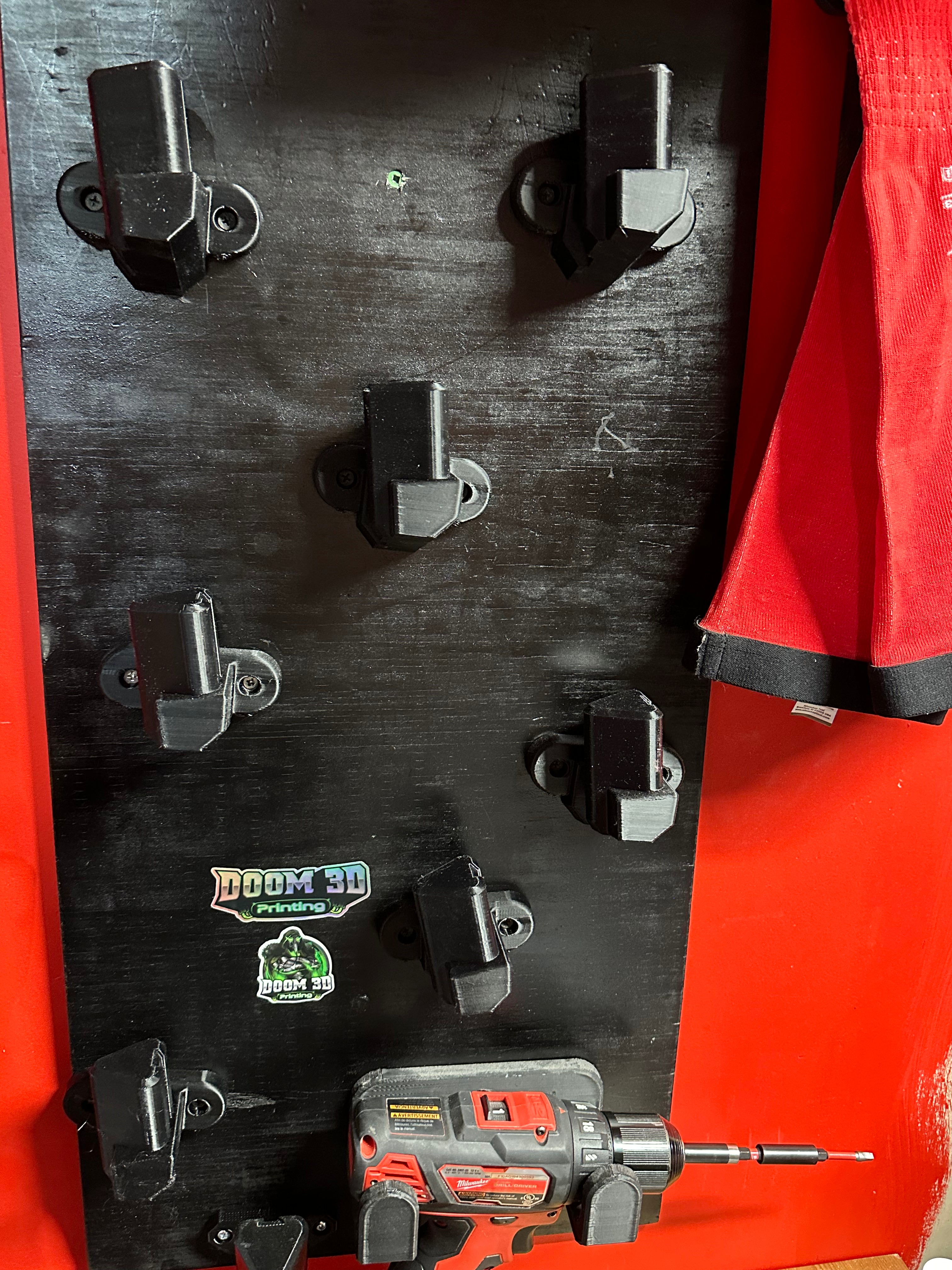 M12 Wall Hanger