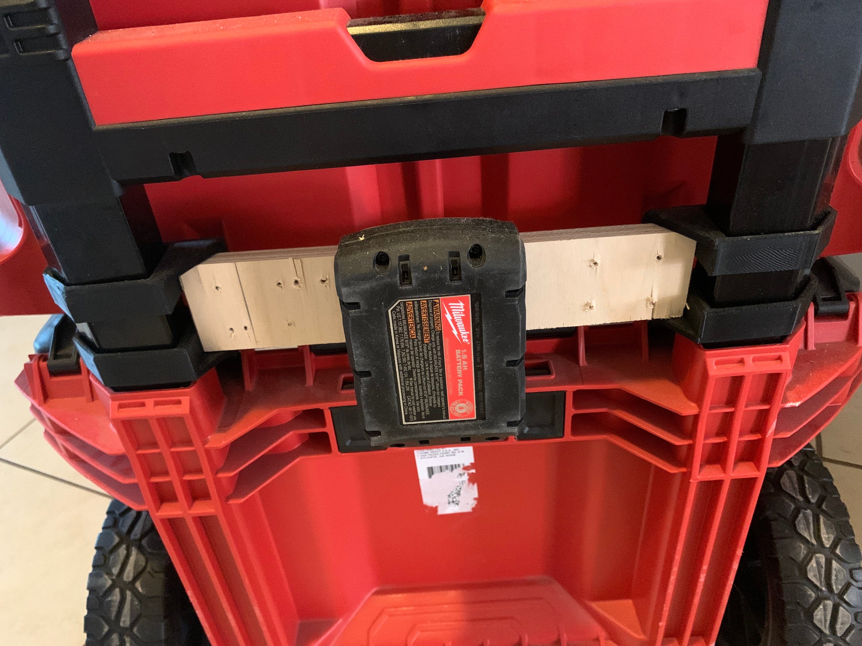 Milwaukee Packout back adapter