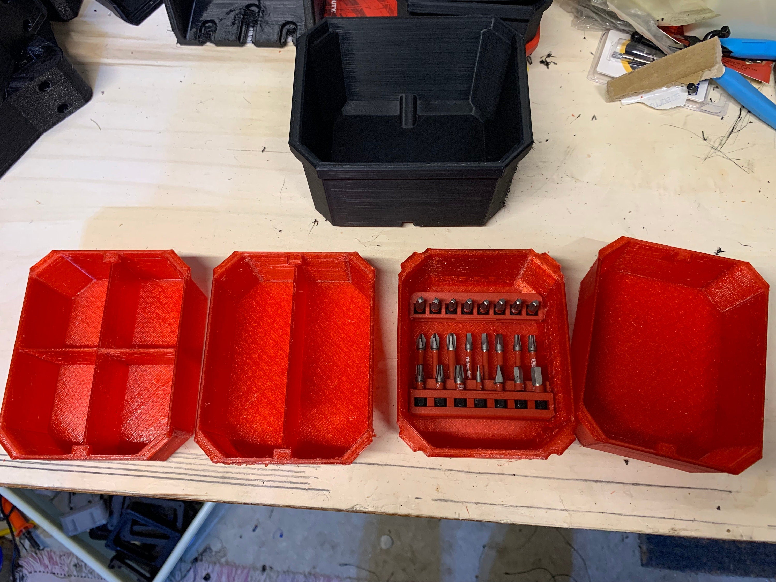 Set of 3 Milwaukee Drawer bins with insert