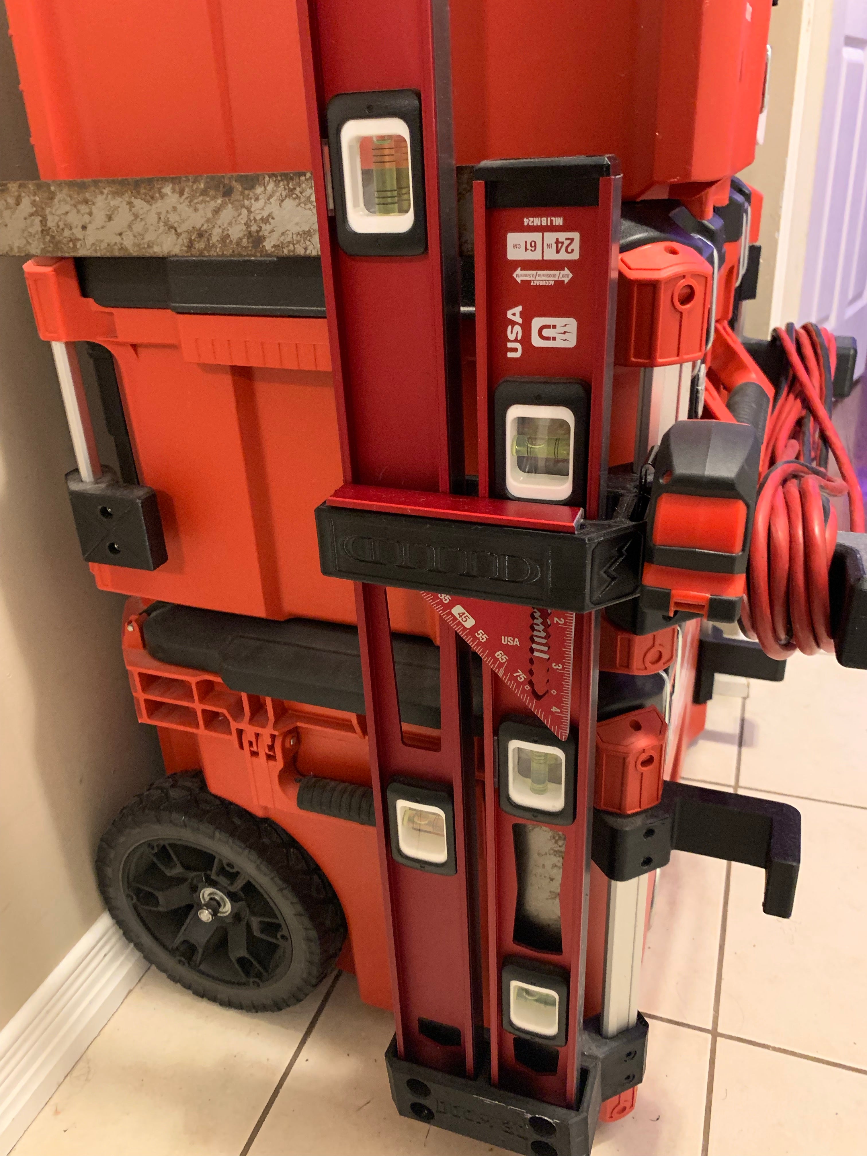 Dual level holder